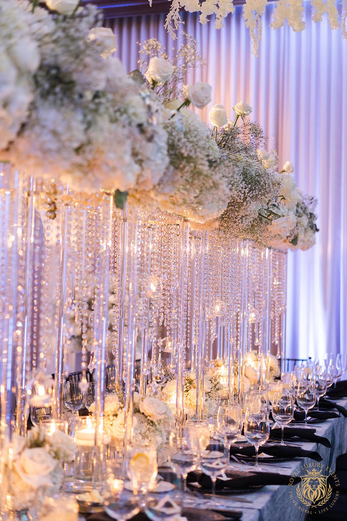 winter wedding decor