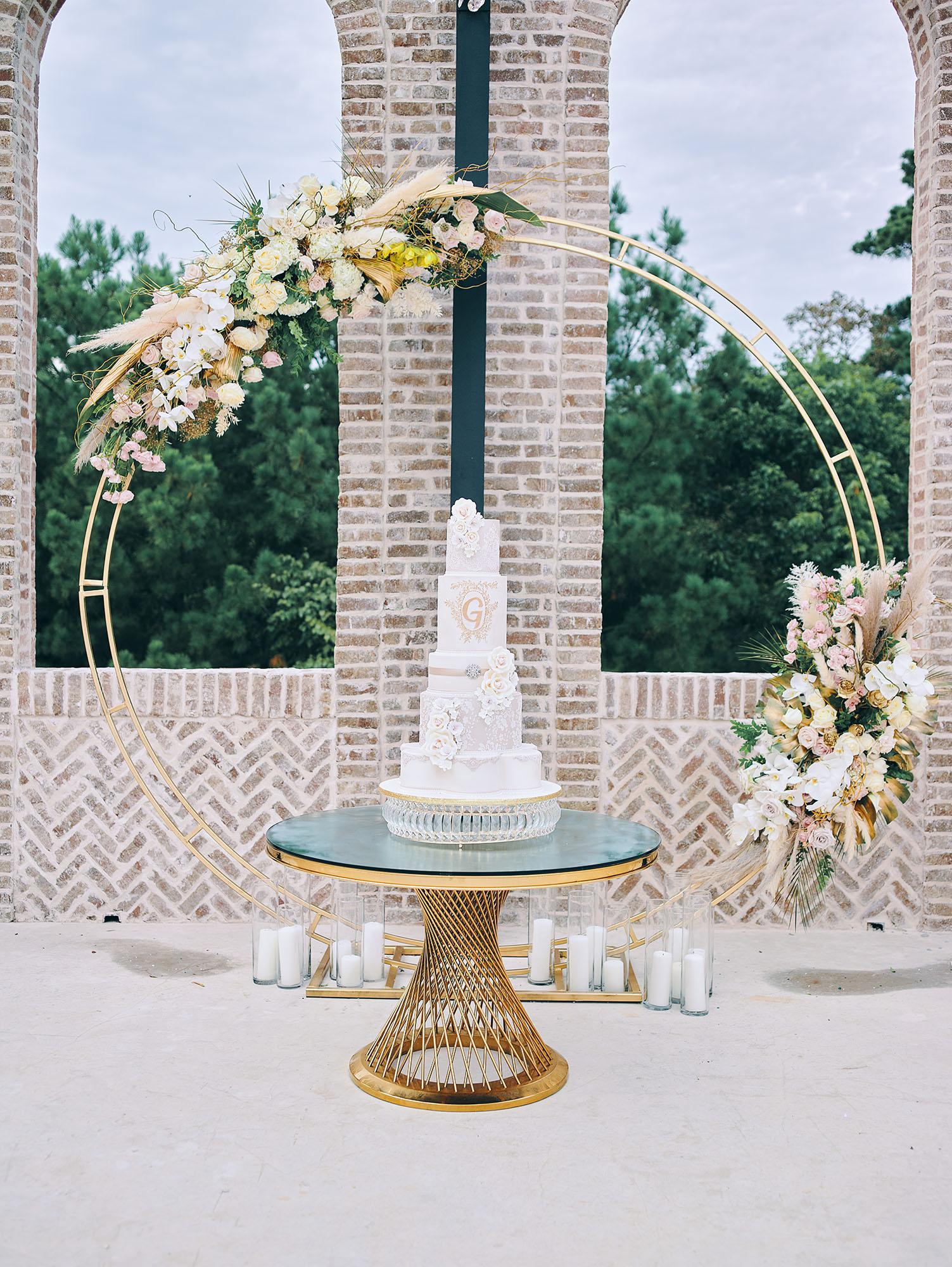 Outdoor boho wedding reception decor - luxury