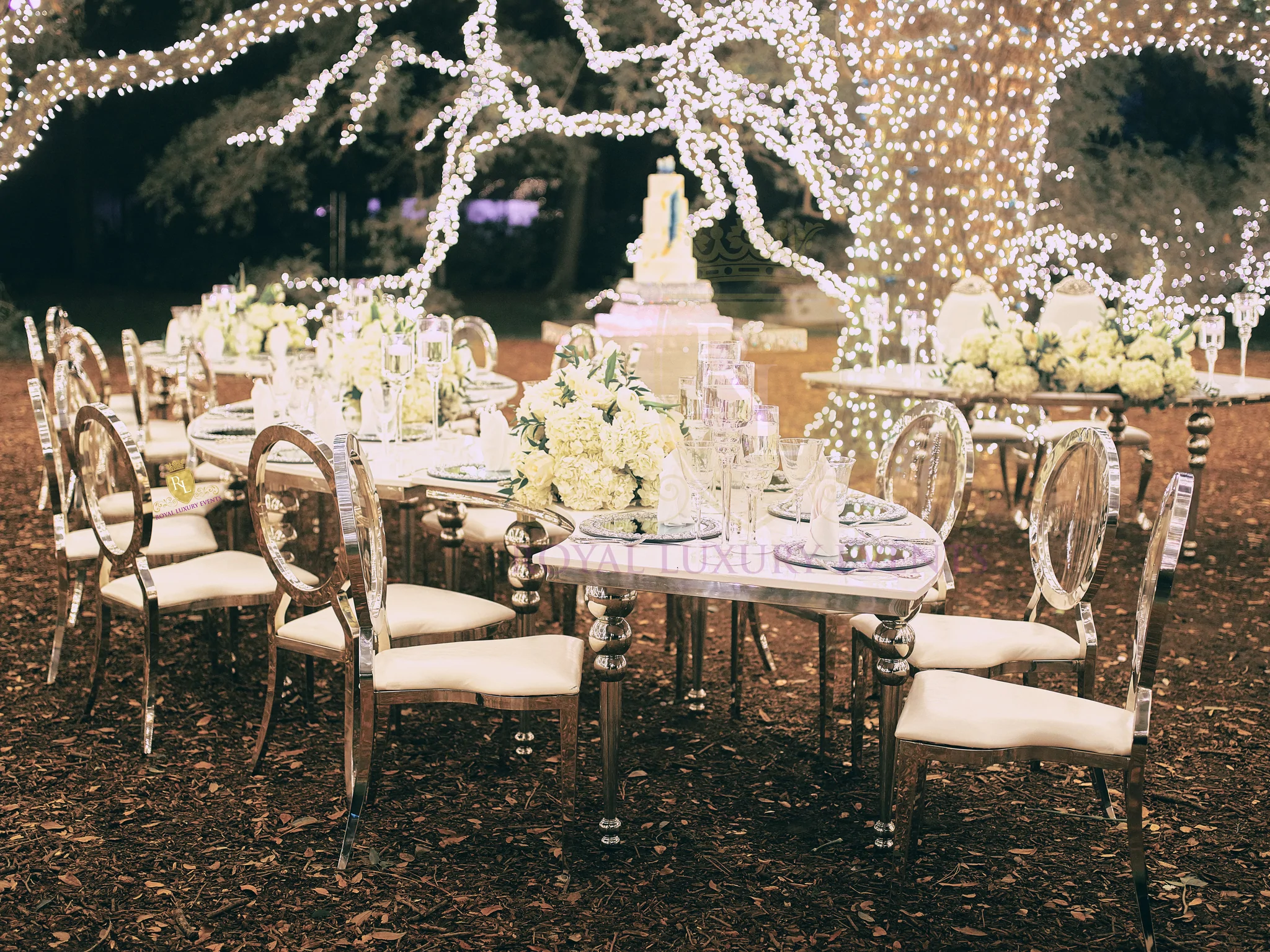 Quarter Curved Sweetheart Table