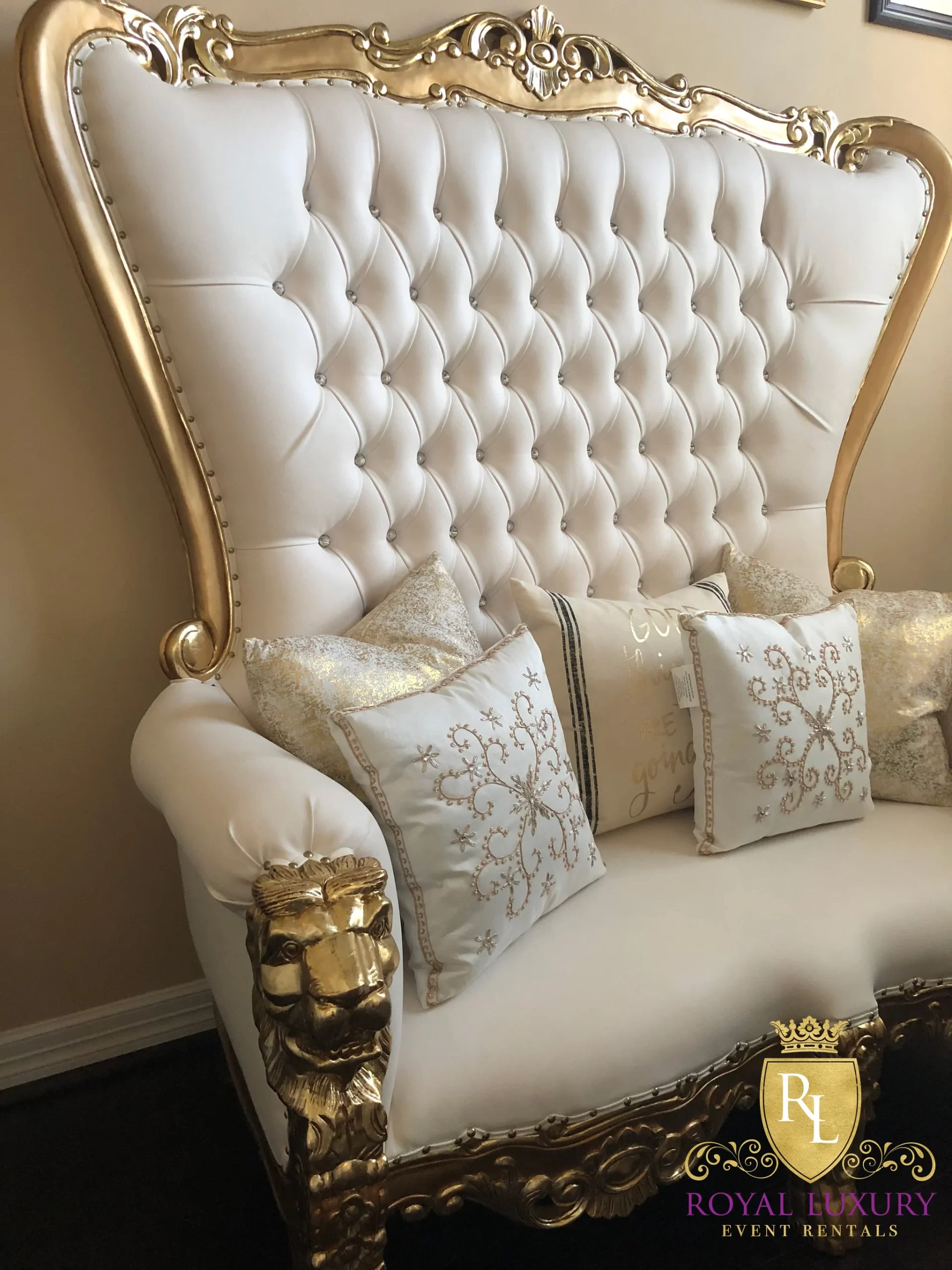 Gold Throne Loveseat