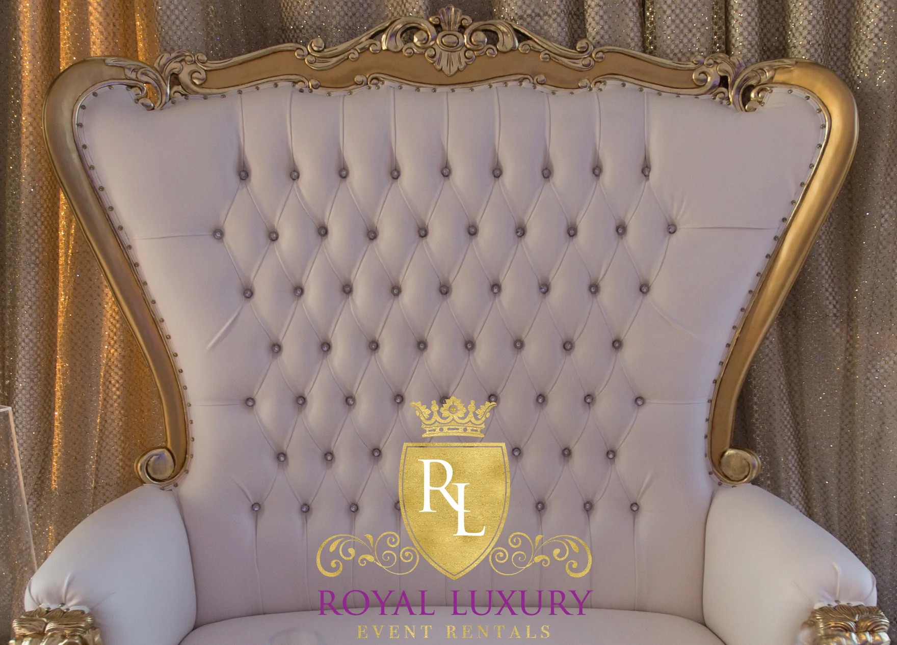 Gold Throne Loveseat