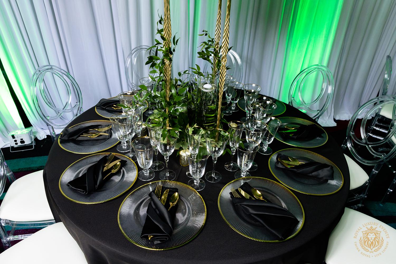 Chinye & Basil: Luxury Emerald Wedding With Pampas Grass