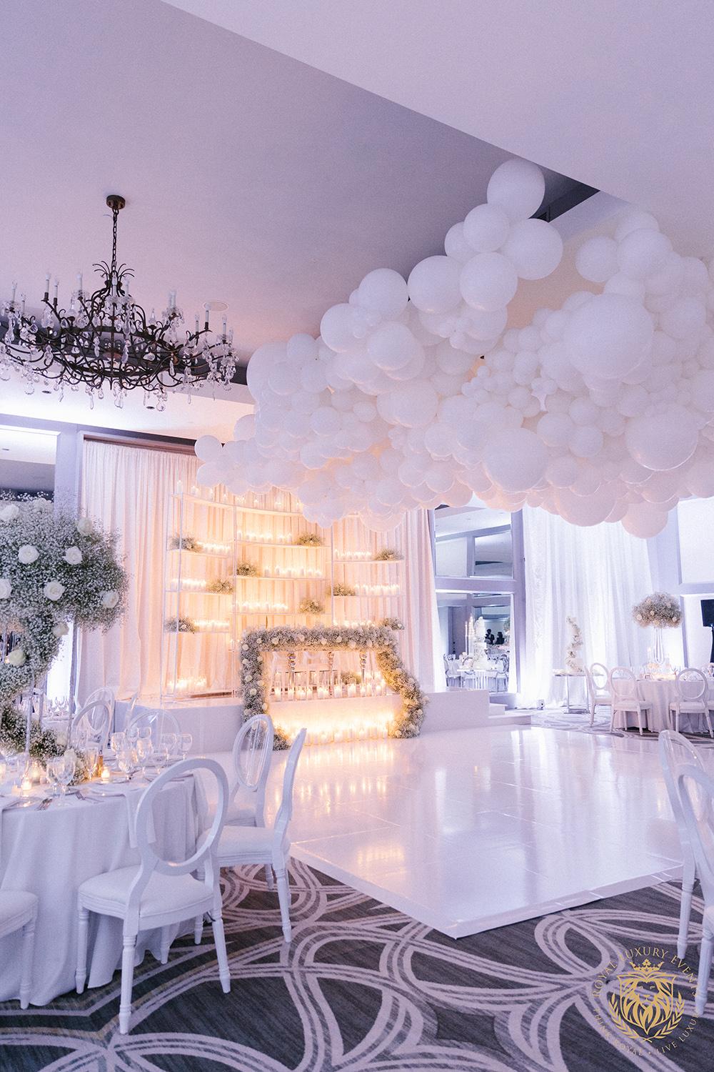 wedding reception decor houston - centerpieces - babys breath sweetheart table - candles