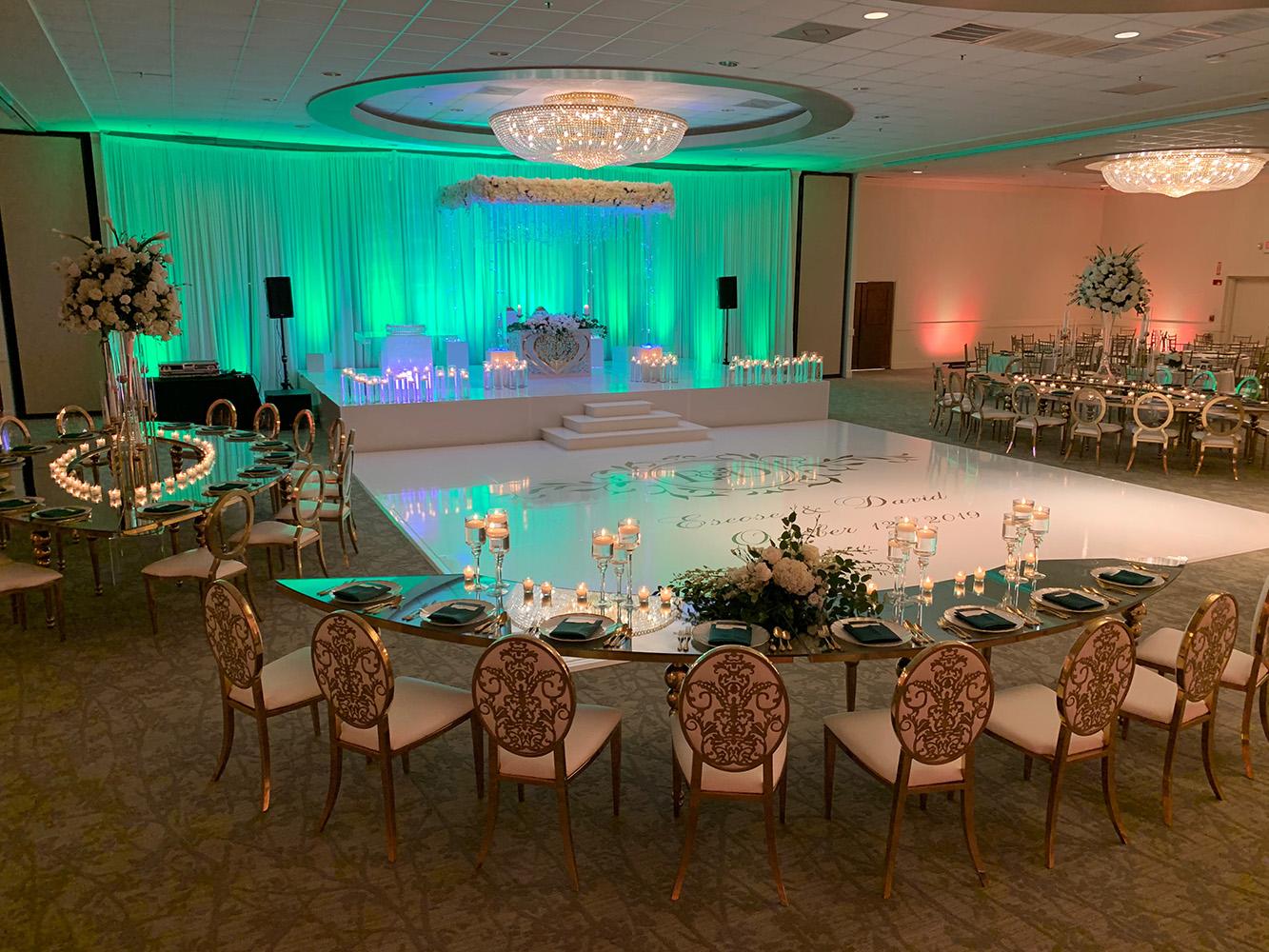gold and white wedding at signature manor - houston wedding decor rentals - florist - royal luxury