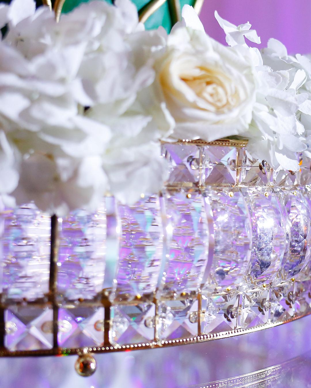 crystal cake table