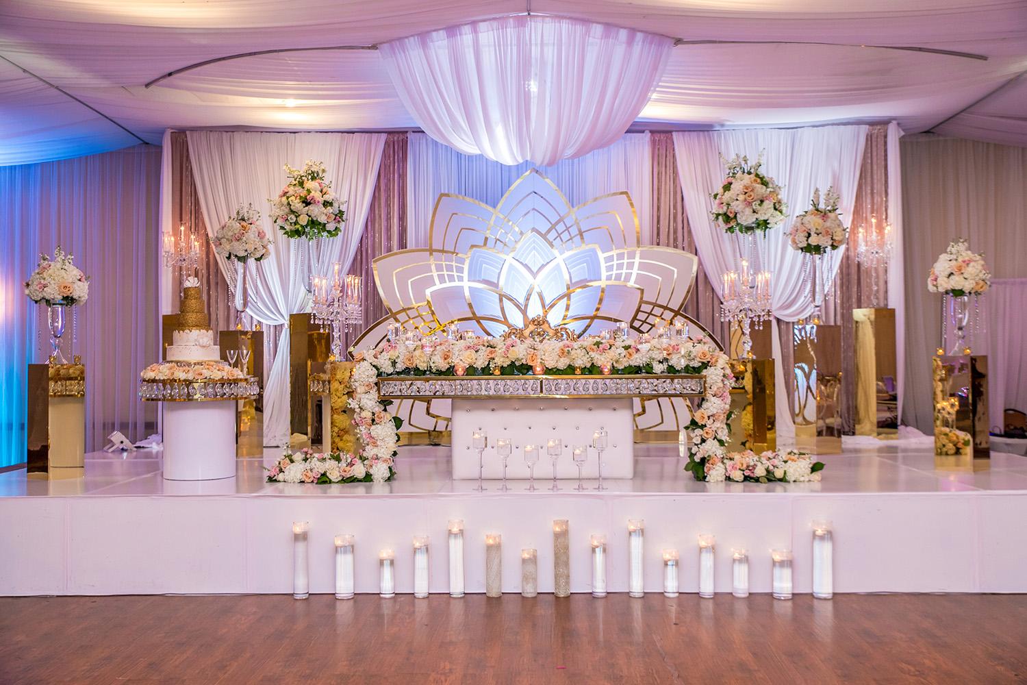 gold luxury wedding decor - royal luxury events - florist