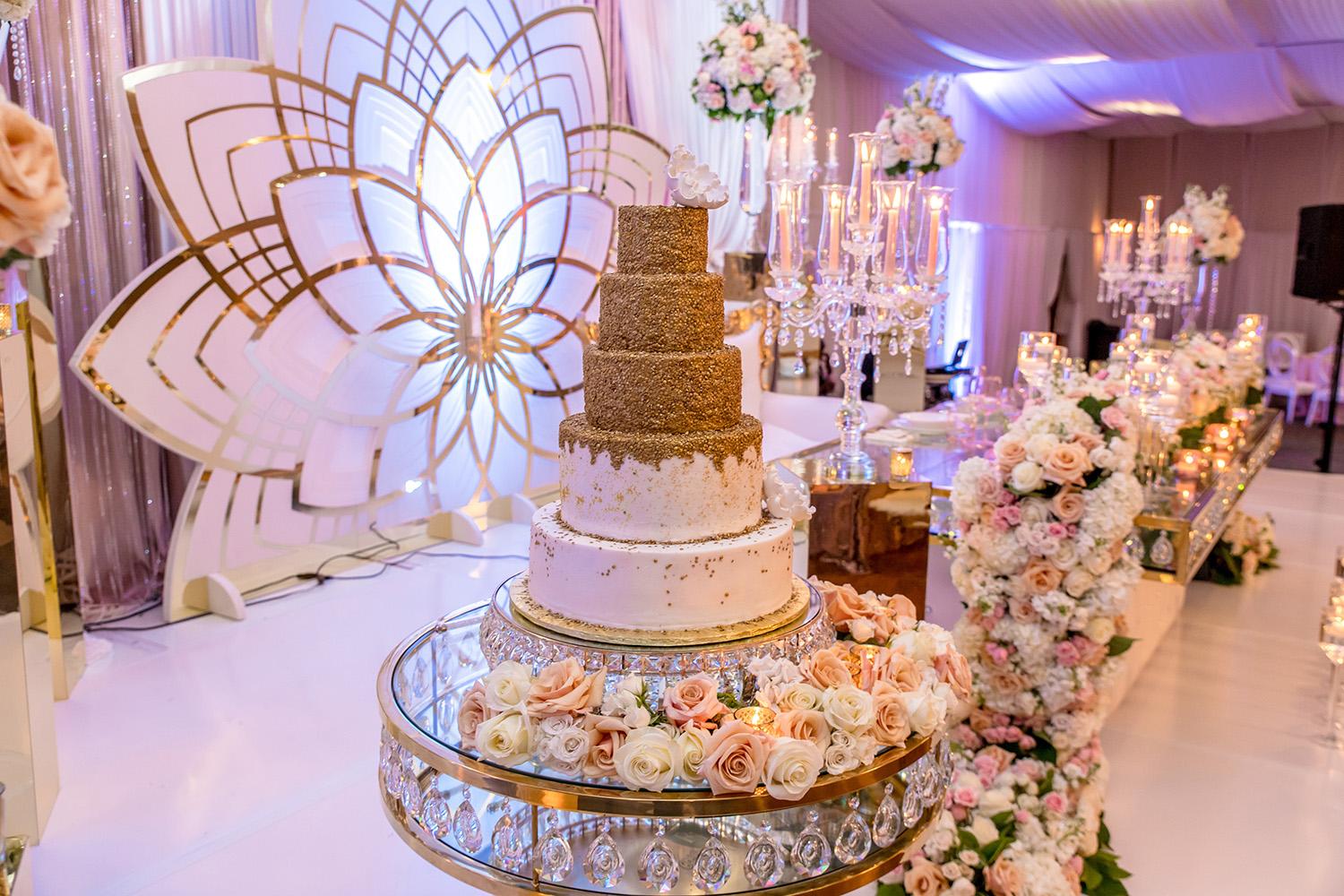 gold luxury wedding decor - royal luxury events - florist