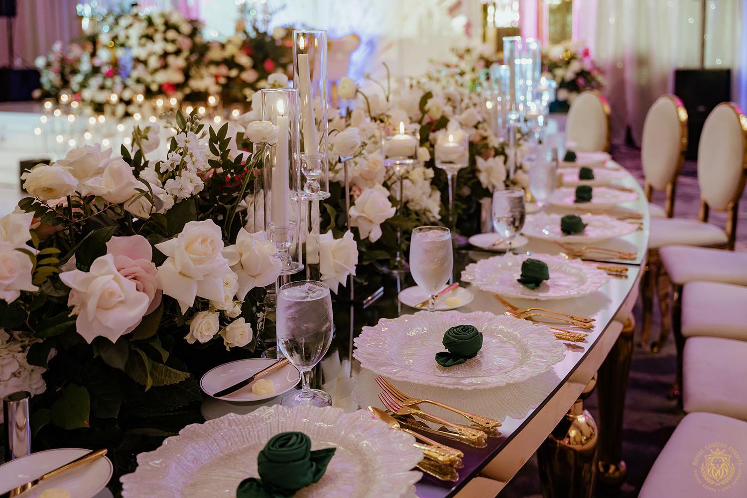 wedding charger rentals - houston wedding rentals - houston wedding florist
