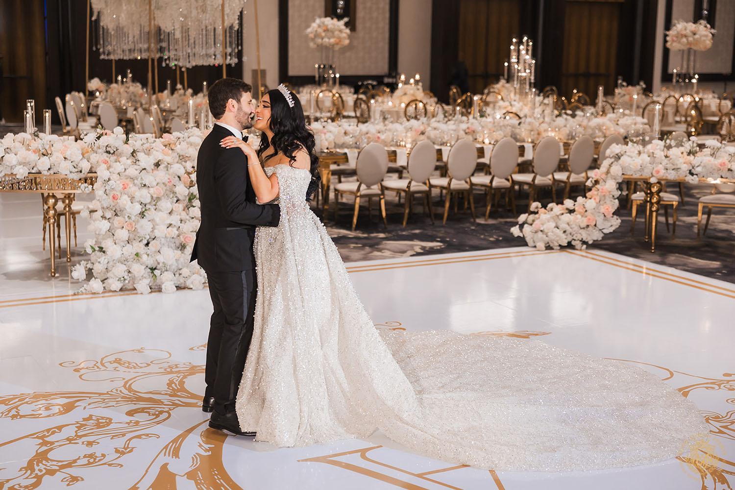 real wedding, houston wedding, wedding inspiration, wedding ideas, wedding photography, glamorous wedding, wedding designer
