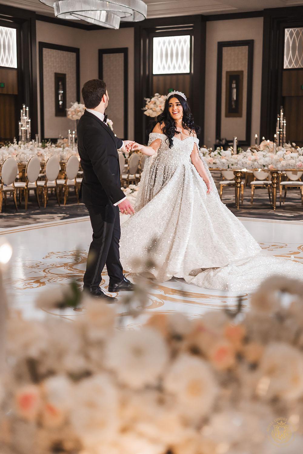 real wedding, houston wedding, wedding inspiration, wedding ideas, wedding photography, glamorous wedding, wedding designer
